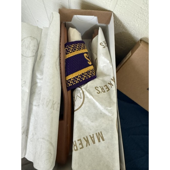 Makers Bobbie Tigers Purple Gold Embroidered Sandals Women Size 8 NIB - Picture 4 of 5